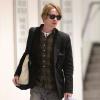 Macaulay Culkin arrive a l'aéroport a Los Angeles, le 12 janvier 2013.