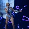 Miley Cyrus sur la scène des "American Music Awards" à Los Angeles, le 24 novembre 2013.