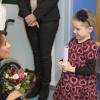 La princesse Marie de Danemark en visite dans un hôpital pour enfants de Sonderborg le 12 novembre 2013
