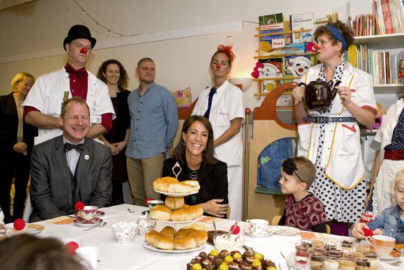 La princesse Marie de Danemark en visite dans un hôpital pour enfants de Sonderborg le 12 novembre 2013