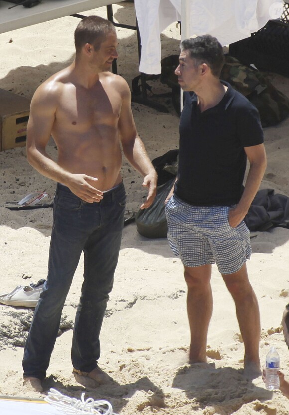 Exclusif - Paul Walker pose lors d'un photoshoot pour le parfum "Davidoff's Cool Water" sur une plage a Hawaï, le 5 septembre 2013.