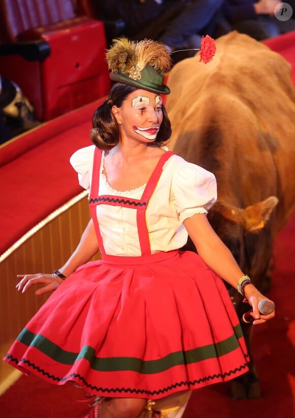 Exclusif - La chanteuse Zazie - 52e Gala de l'Union des Artistes au Cirque d'hiver à Paris le 19 novembre 2013.