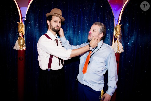 Exclusif - Arié Elmaleh et Atmen Kelif - backstage du 52e Gala de l'Union des Artistes au Cirque d'Hiver à Paris, le 19 novembre 2013. Le gala sera diffusé sur France 2 le jeudi 2 janvier à 20H45.