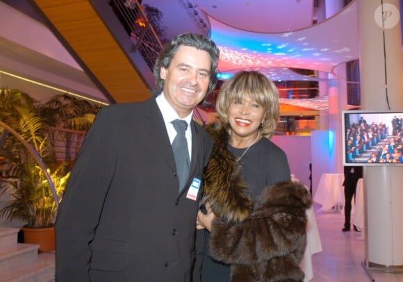 Tina Turner a épousé son compagnon de longue date Erwin Bach, le 21 juillet 2013 en Suisse.