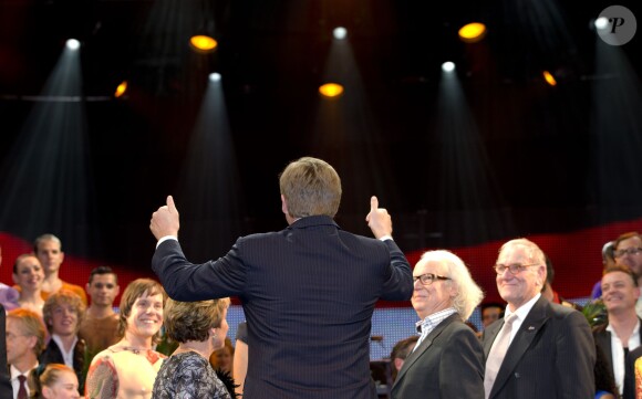Le roi Willem-Alexander des Pays-Bas au concert marquant le lancement des célébrations des 200 ans du royaume des Pays-Bas, le 30 novembre 2013 au Théâtre Circus de Scheveningen (banlieue de La Haye).