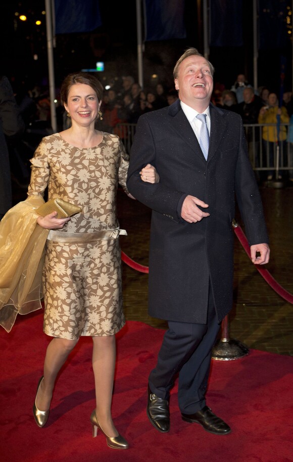 Le prince Carlos et la princesse Annemarie au concert marquant le lancement des célébrations pour les 200 ans du royaume des Pays-Bas, le 30 novembre 2013 au Théâtre Circus de Scheveningen (banlieue de La Haye).