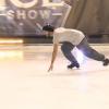 Florent Torres, de plus en plus à l'aise sur ses pâtins à glace (répétitions pour l'émission Ice Show du 4 décembre 2013).