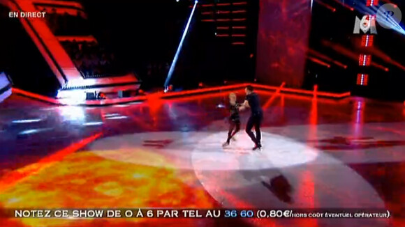 Norbert Tarayre chute en direct dans "Ice Show" (M6), mardi 4 décembre 2013.