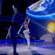 Merwan Rim a terminé sa prestation avec les larmes aux yeux dans Ice Show, du 4 décembre 2013.