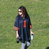Exclusif - Mila Kunis et son petit ami Ashton Kutcher dans un parc à Los Angeles, le 1er decembre 2013.