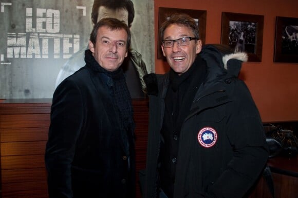Jean-Luc Reichmann et Julien Courbet au Club de l'Etoile à Paris le 10 decembre 2013 pour la projection en avant-première de la série "Leo Matteï".