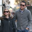 Reese Witherspoon et son mari Jim Toth dans les rues de Paris. Le 9 décembre 2013.