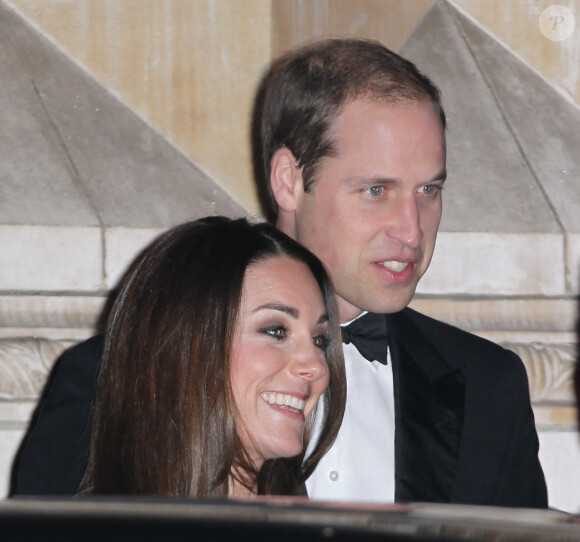 Kate Middleton, la duchesse de Cambridge et le prince William assistent à la projection du documentaire de David Attenborough sur le Musée d'Histoire Naturelle à Londres, le 11 décembre 2013.