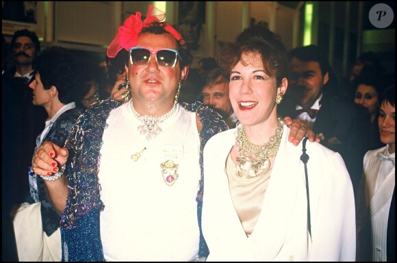 Coluche et Véronique Clucci au Festival international du film de Cannes, le 21 mai 1986