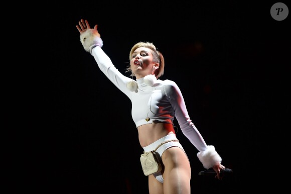 Miley Cyrus en concert à Washington dans le cadre du Jingle Ball, le 16 décembre 2013
