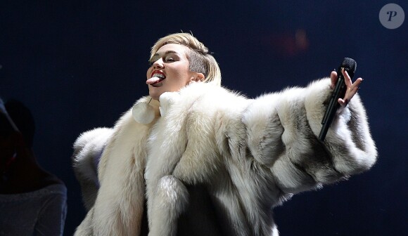 Miley Cyrus en concert à Washington dans le cadre du Jingle Ball, le 16 décembre 2013