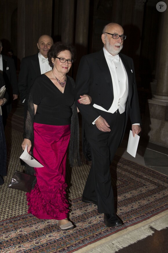 Francois Englert et sa femme au dîner du Nobel le 11 décembre 2013 à Stockholm