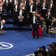  François Englert a reçu le 10 décembre 2013 à Stockholm le prix Nobel de Physique. 