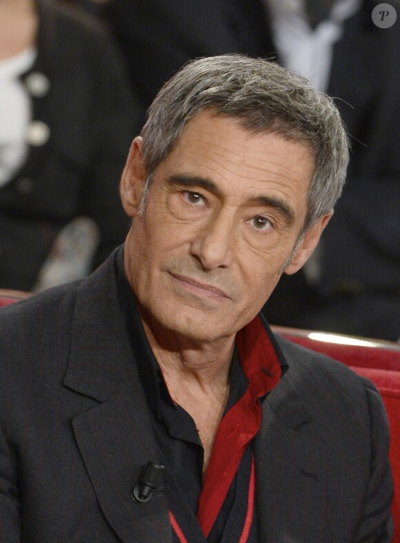 Gérard Lanvin dans l'émission Vivement Dimanche à Parise le 8 décembre 2013.