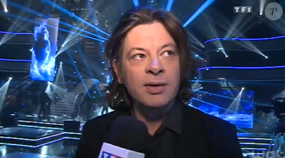 Benjamin Biolay dans la bande-annonce de L'incroyable anniversaire de Line sur TF1 samedi 28 décembre 2013