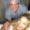 Michael Bublé et son épouse Luisana ont accueilli leur premier enfant, un petit Noah, le mardi 27 août 2013.