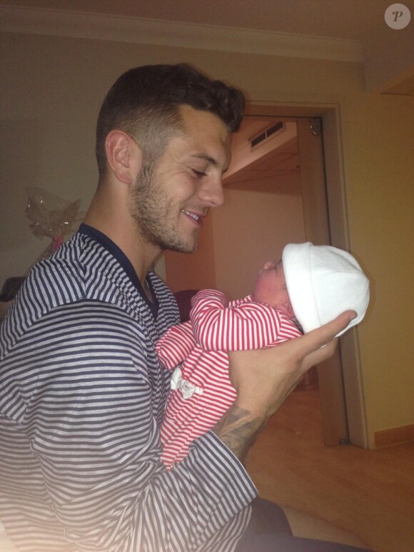 Jack Wilshere et sa petite Delilah Grace, née le 26 septembre 2013