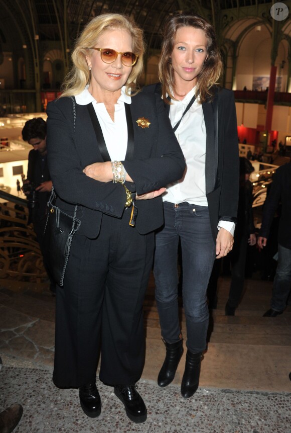 Sylvie Vartan et Laura Smet - Soirée d'inauguration de la FIAC au Grand Palais à Paris le 23 octobre 2013.