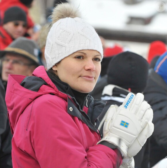 La princesse Victoria de Suède skiant à Tolbach en janvier 2011
