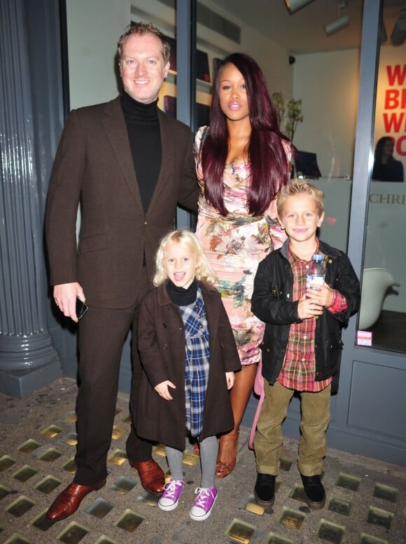 Eve, Maximillion Cooper et deux de ses enfants, à la soirée 'When Britain Went Pop' à Londres, le 24 octobre 2013.