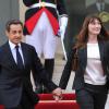 Nicolas Sarkozy et Carla Bruni-Sarkozy à l'Elysée le 15 mai 2012.