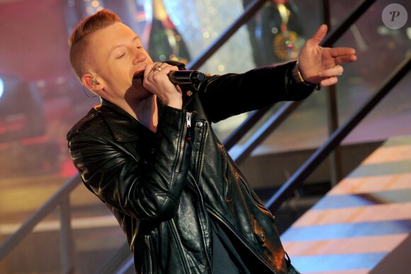 Macklemore lors du show donné à Times Square, New York, pour la nouvelle année, le 31 décembre 2013.