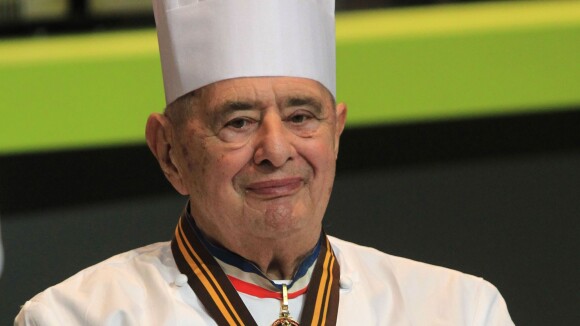 Paul Bocuse : Le ''pape de la gastronomie'' hospitalisé à 87 ans