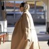 Kim Kardashian arrive au restaurant Maria's Italian Kitchen, au volant d'une jolie Bentley décapotable. Calabasas, le 5 janvier 2014.