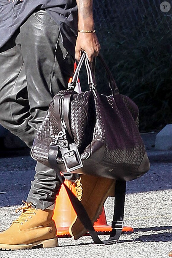 Exclusive. Kanye West photographié peu après son altercation avec un jeune de 18 ans (pour défendre sa belle Kim Kardashian) dans le bureau d'un médecin à Beverly Hills. Le 13 janvier 2013.
