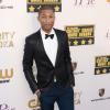 Pharrell Williams lors des Critics' Choice Movie Awards au Barker Hanger à Santa Monica, Los Angeles, le 16 janvier 2014