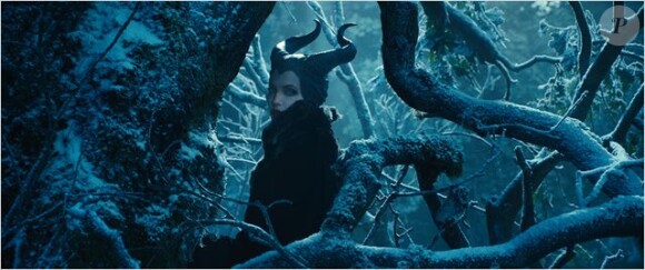 Angelina Jolie effrayante dans le film Maléfique.