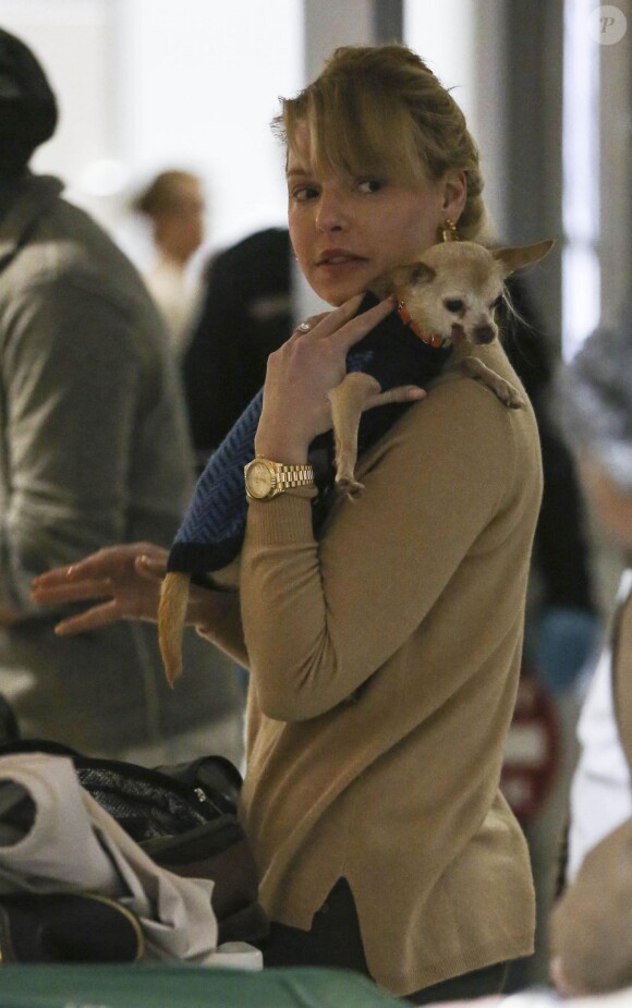 Katherine Heigl à l'aéroport de Los Angeles le 22 janvier 2014