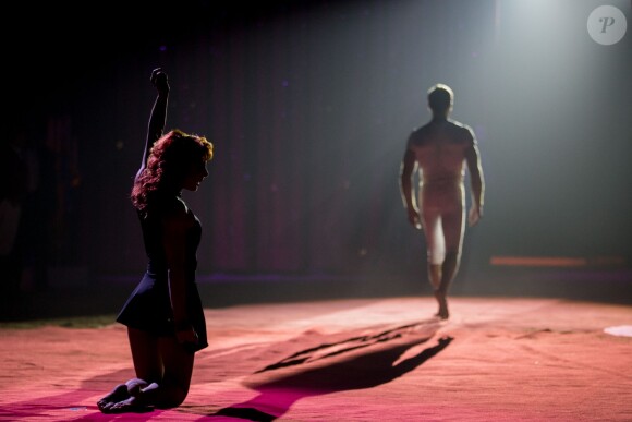 Image de la représentation du 21 janvier 2014 au 38e Festival International du Cirque de Monte-Carlo, sous le chapiteau Fontvieille, en présence de Stéphanie de Monaco accompagnée de sa fille Pauline Ducruet et du prince Albert avec la princesse Charlene. Une soirée marquée par la remise des prix du Festival, les Clowns d'or, d'argent et de bronze.