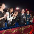  Pauline Ducruet, sa mère la princesse Stéphanie de Monaco, le prince Albert et la princesse Charlene dans la loge d'honneur le 21 janvier 2014 au 38e Festival International du Cirque de Monte-Carlo, marquée par la remise des prix du Festival, les Clowns d'or, d'argent et de bronze. 