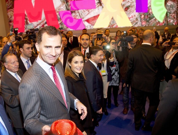 La princesse Letizia et le prince Felipe d'Espagne lors de l'inauguration du FITUR, le Salon international du tourisme de Madrid, le 22 janvier 2014