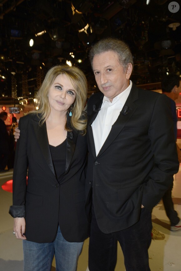 Nathalie Rheims et Michel Drucker lors de l'enregistrement de l'émission Vivement dimanche le 22 janvier 2014 à Paris (diffusion sur France 2 le 26 janvier)