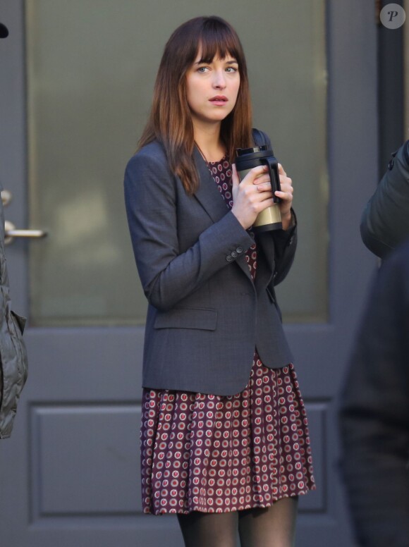 Dakota Johnson sur le tournage du film Fifty shades of Grey à Vancouver, le 16 janvier 2014.