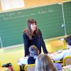 Exclusif - Astrid Veillon participe à la campagne Lecture pour tous à l'ecole primaire de Caucade à Nice, le mardi 21 janvier 2014.