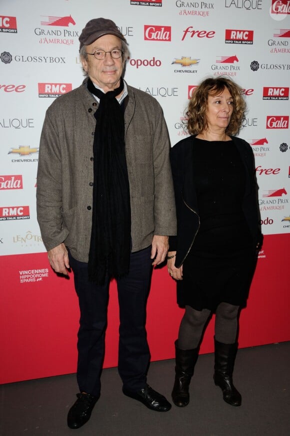 Patrick Chesnais et son épouse lors du 93e Grand Prix d'Amérique à l'Hippodrome de Vincennes, le 26 janvier 2014
