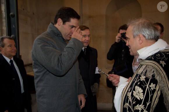 Le prince Louis de Bourbon était présent à la Chapelle Expiatoire (8e arrondissement), à Paris le 25 janvier 2014, pour la messe de la Journée du souvenir qu'il a organisée pour la commémoration de la mort de Louis XVI le 21 janvier 1793.