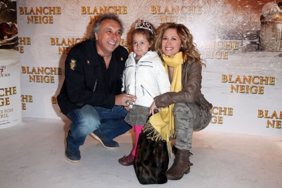 Lara Fabian, Gérard Pullicino et leur fille Lou à Paris le 1er avril 2012