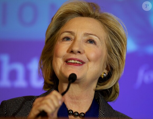 Hillary Clinton s'exprime lors de la remise de prix Tom Lantos Human Rights Prize, à Washington, le 6 décembre 2013.