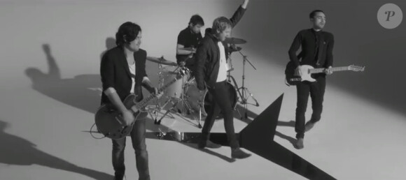 Image extraite du clip "Le Graal" de Kyo paru en janvier 2014.