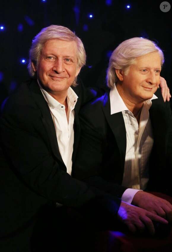 Patrick Sébastien inaugure son double de cire au Musée Grévin à Paris le 29 janvier 2014.