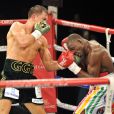 Gennady Golovkin et Osumanu Adama, lors du championnat du monde WBA des poids moyens à Monaco, le 1er février 2014